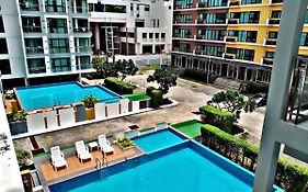 Neo Condo อพาร์ตเมนต์สองห้องนอน Pattaya